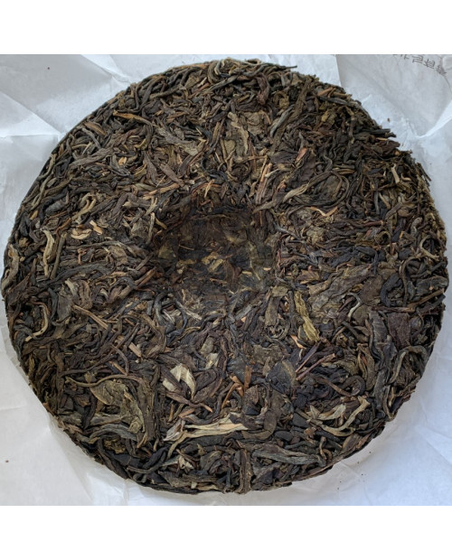 Шен пуер Yue Chen Yue Xiang 2008 року млинець 357 г Шен пуер Yue Chen Yue Xiang 2008 року млинець 357 г